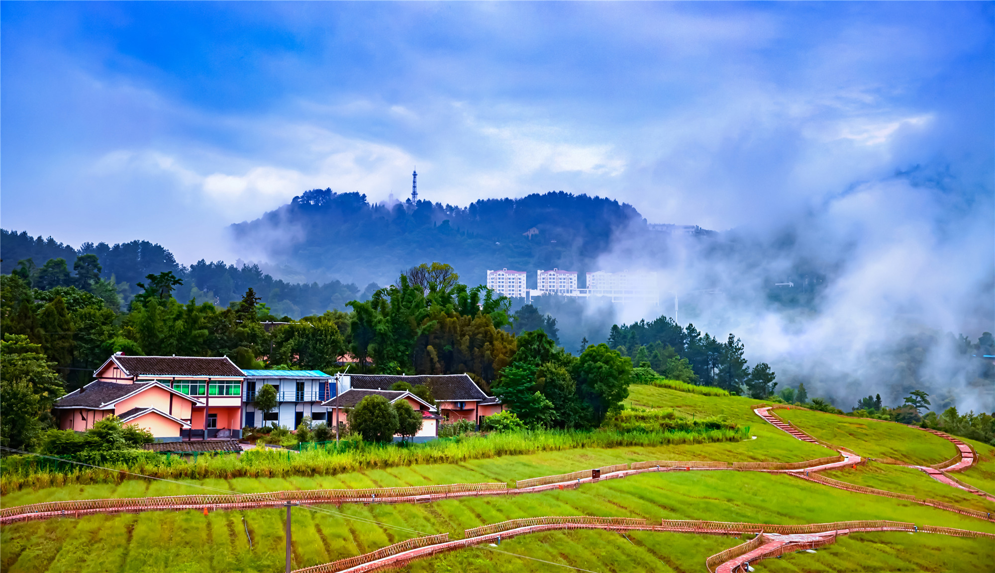 《秀美山乡》