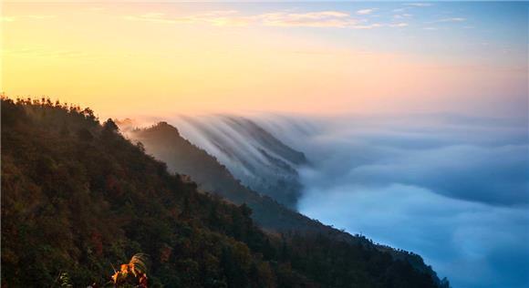 綦江：横山天台逸岭康养文旅项目成功签约 总投资67亿元